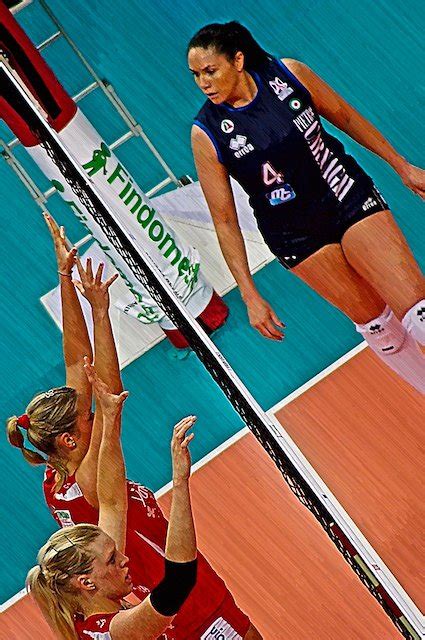 Volleyball Blocking Techniques What Works For You Sportstars Magazine