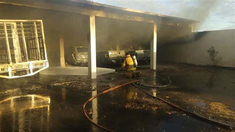 Incendio En Taller De El Fuerte Arrasa Con Veh Culos