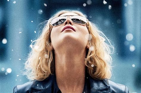 Jennifer Lawrence Is a Total Boss In the New ‘Joy’ Trailer