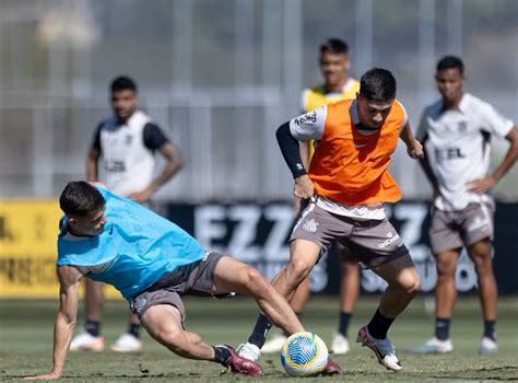 Corinthians deve ter quatro mudanças para enfrentar o Inter Jornal