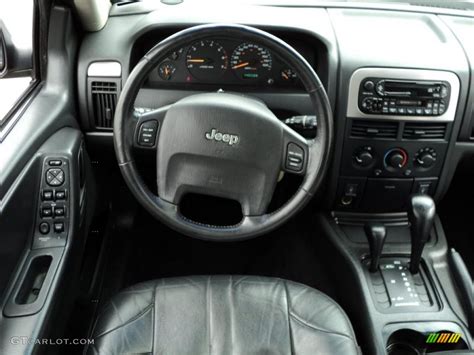 Jeep Grand Cherokee Laredo X Dark Slate Gray Dashboard Photo