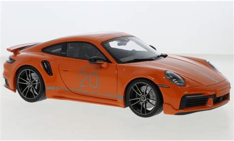 Miniature Porsche 992 Turbo S 1 18 Minichamps 911 Turbo S Sport Design