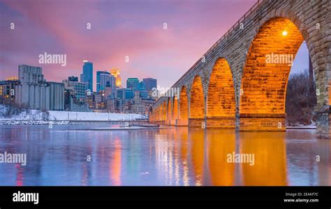 Minneapolis downtown skyline in Minnesota, USA Stock Photo - Alamy