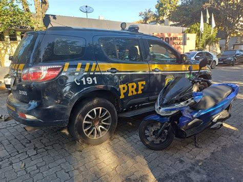 PRF recupera moto clonada na Dutra Polícia Rodoviária Federal