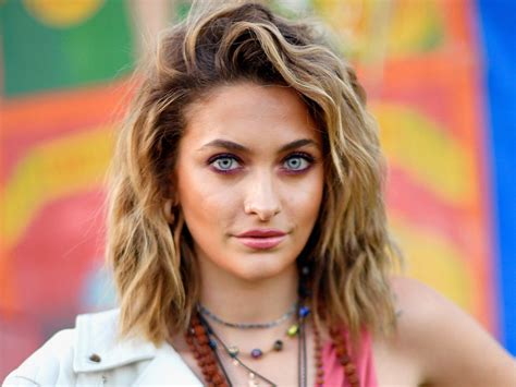 2400x1800 Paris Jackson Widescreen Wallpaper Coolwallpapersme