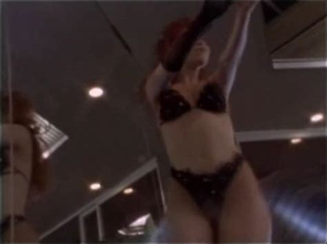 Naked Eva Garbo In El Gato Con Gatas