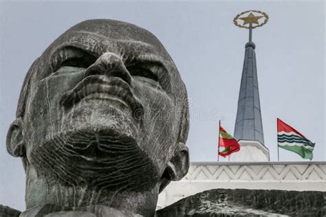 Monumento Do Busto De Lenin Dentro Da Estação De Metro De Belorusskaya