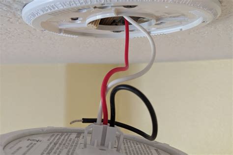 How To Remove A Hard Wired Smoke Detector Storables