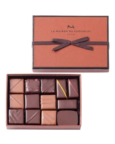 La Maison Du Chocolat 14-Piece Gesture Gift Box | Neiman Marcus