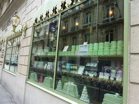 Best Macaroons In Paris
