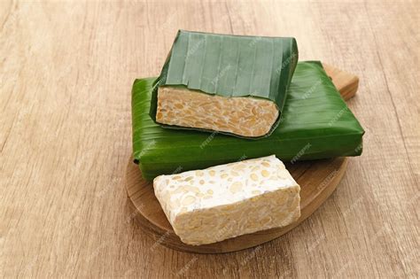 Premium Photo Raw Tempeh Tempeh Or Tempe Indonesian Traditional