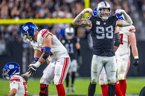 Raiders Maxx Crosby Hands Out Cigars For Victory Celebration Raiders