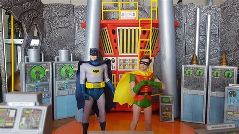 Mcfarlane Batcave Batman Classic Tv Series Play Set Batman 66