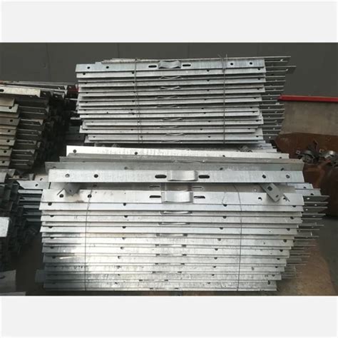 Electric Galvanized Steel Cross Arm 11kv 33kv Iron Power Pole Arm