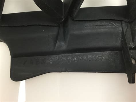 Used Mitsubishi Pajero Sport Front grille MR478595