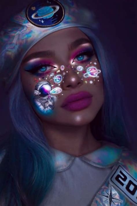 Art And Makeup Glow In The Dark Ideas Neon Makeup Makeup Artistry Makeup