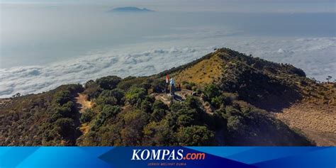 Cuaca Ekstrem Jalur Pendakian Gunung Lawu Ditutup Sementara