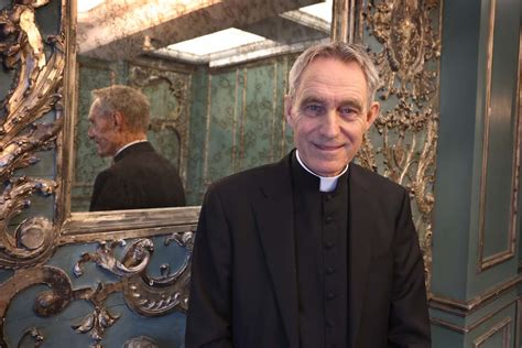 Chi è Georg Ganswein la biografia e la carriera