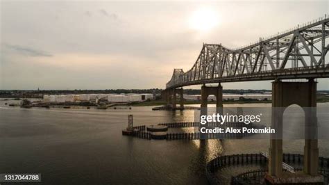 16 Arthur Kill Bridge Stock Photos, High-Res Pictures, and Images ...