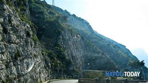 Tragico Incidente Stradale Un Morto E Un Ferito Sulla Statale Sorrentina