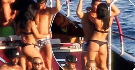 Photos Cristiano Ronaldo Having Fun With A Bikini Clad Beauty In Ibiza Welcome To Enasema S Blog