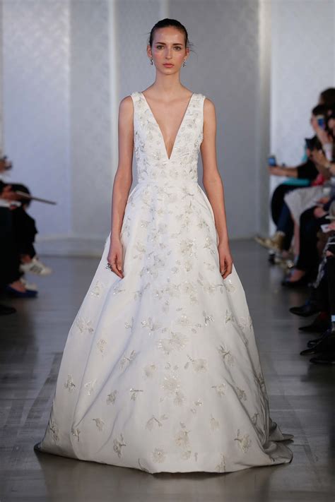 Oscar De La Renta Bridal Spring 2017 Collection Vogue