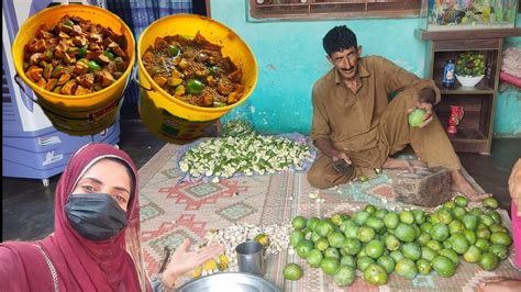 25 Kg Aam Ka Achaar Daal Dea Ami G Ne Zaini Baji YouTube