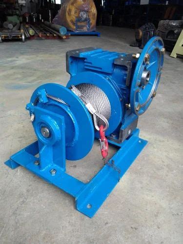 3 Ph Ac 1 Ton Electric Wire Rope Winch Machine 6 Feet 7 Feet Model