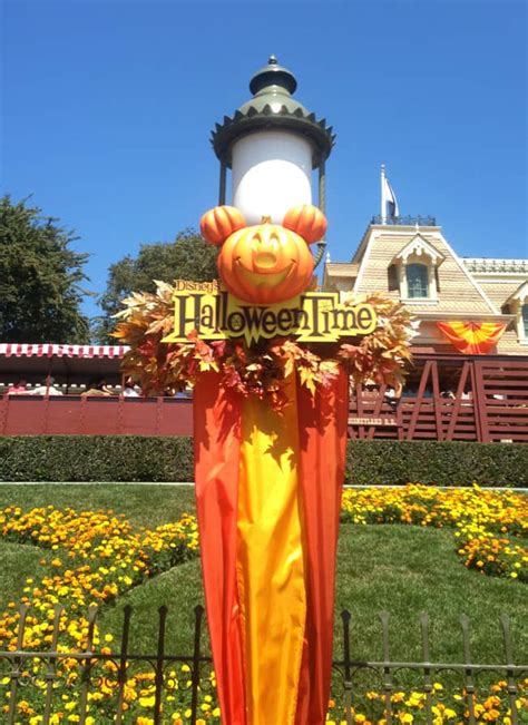 Halloween Time at Disneyland 2014 - Popsicle Blog