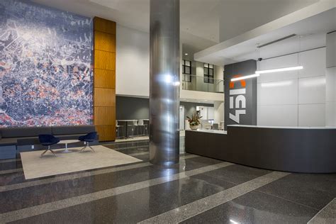 Detailed review of the tremont house amenities and services 20