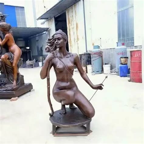Nude Art Statue Arturban Statue