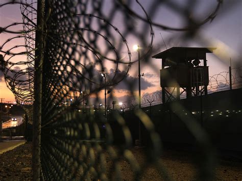 U S Transfers 5 Guantanamo Detainees To The United Arab Emirates