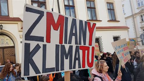 W Rzeszowie odbył się Młodzieżowy Strajk Klimatyczny Telewizja Obiektyw