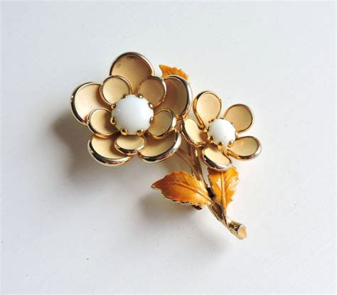 Vintage Enamel Flower Brooch Cream Mid Century Enameled Brooch Ivory Flower Enamel Flower