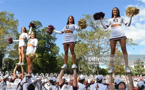 University Of Florida Cheerleaders Stock Fotos Und Bilder Getty Images