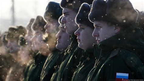 Russia Steps Up Efforts To Boost Army Size DW 04 08 2023