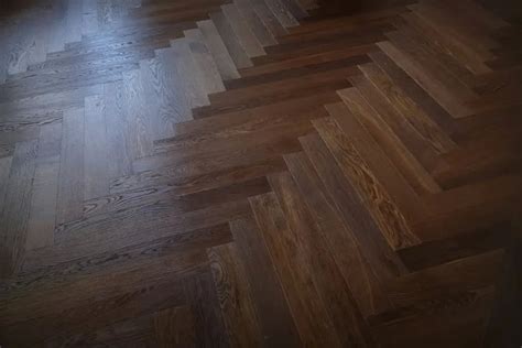 Natural Engineered Flooring Oak Herringbone Dark Smoked Brushed Uv Oiled 143mm By 90mm By 600mm