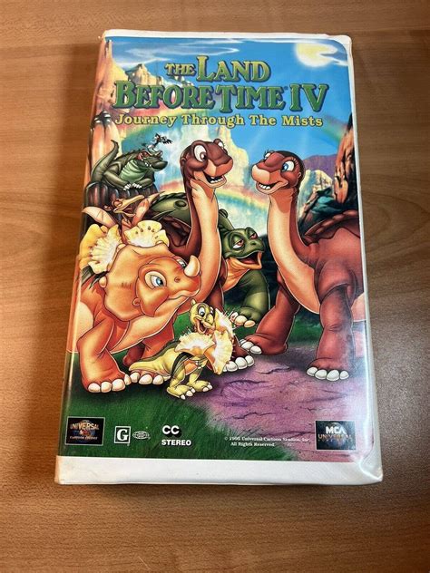 The Land Before Time Iv Journey Through The Mists Vhs 1996 Clamshell