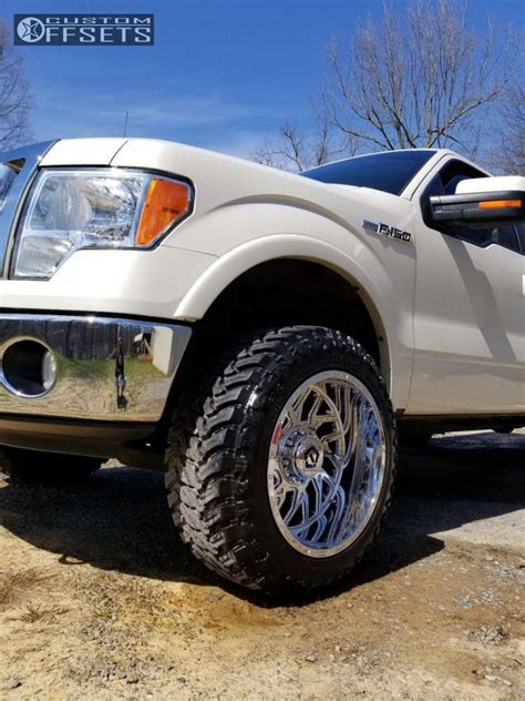 2009 Ford F 150 With 20x12 44 Tis 544v And 33 12 5r20 Atturo Trail Blade Mt And Leveling Kit