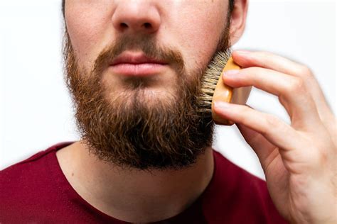 6 Best Beard Brushes That Will Make Your Beard Majestic 2022