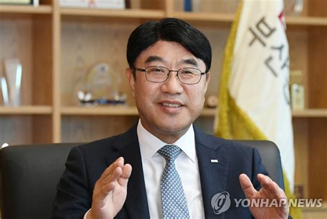 방성빈 부산은행장 디지털 투자 확대2025년 자산 100조 도약 연합뉴스