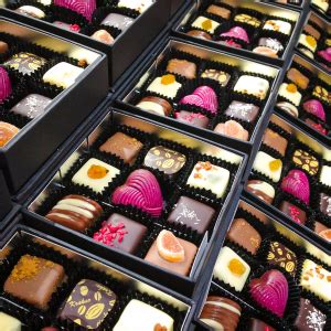 Bruges Chocolate Tour: 5 Sweet Stops - Be Inspired To Explore