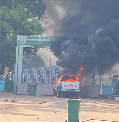 Les Tudiants De Luniversit Assane Seck De Ziguinchor En Gr Ve