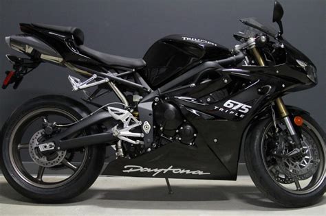 2009 Triumph Daytona 675 Motozombdrivecom