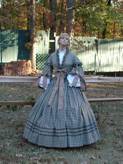 Civil War Mid 1800s 19th Century Re Enactment Ladies Gowns