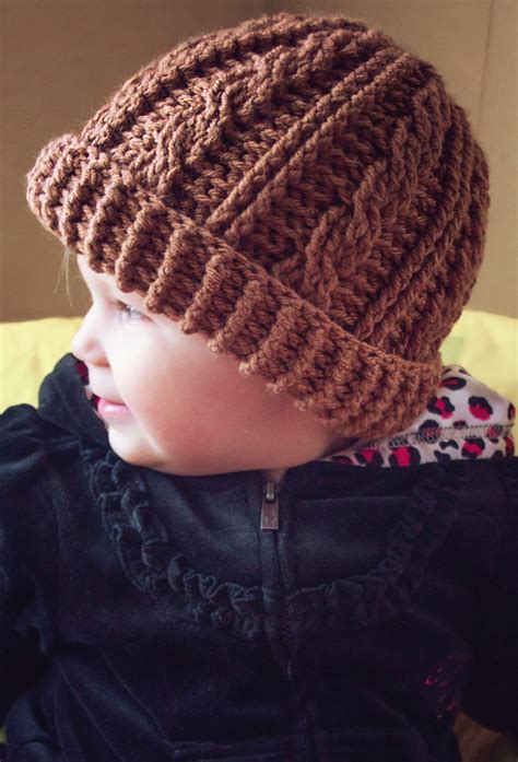 MNE Crafts Free Pattern Cabled Beanie