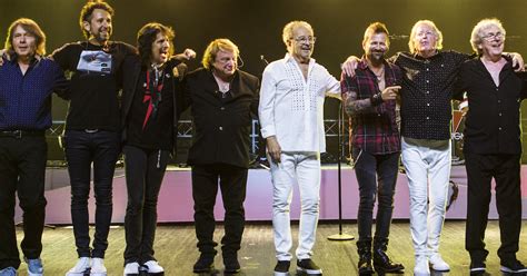 Lou Gramm Pulls Out Of Foreigner Reunion Tour Illness Best Classic Bands