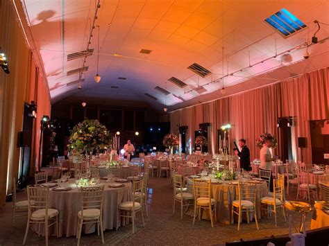 Tenants Hall - Hipswing