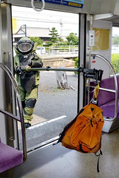 G20大臣会合前に壬生川駅でテロ想定訓練 西条｜愛媛新聞online