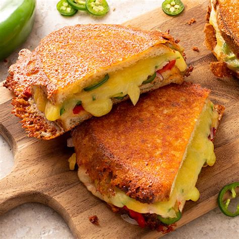 Jalapeño Popper Grilled Cheese